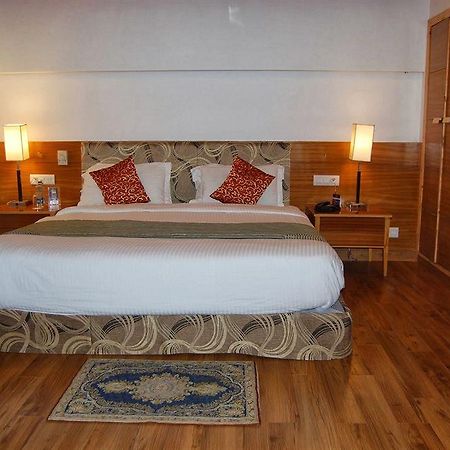 Hotel Heevan Resort Srīnagar 외부 사진