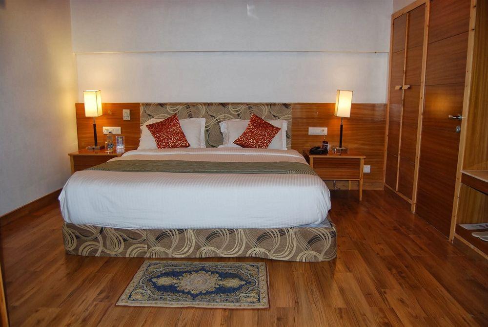 Hotel Heevan Resort Srīnagar 외부 사진