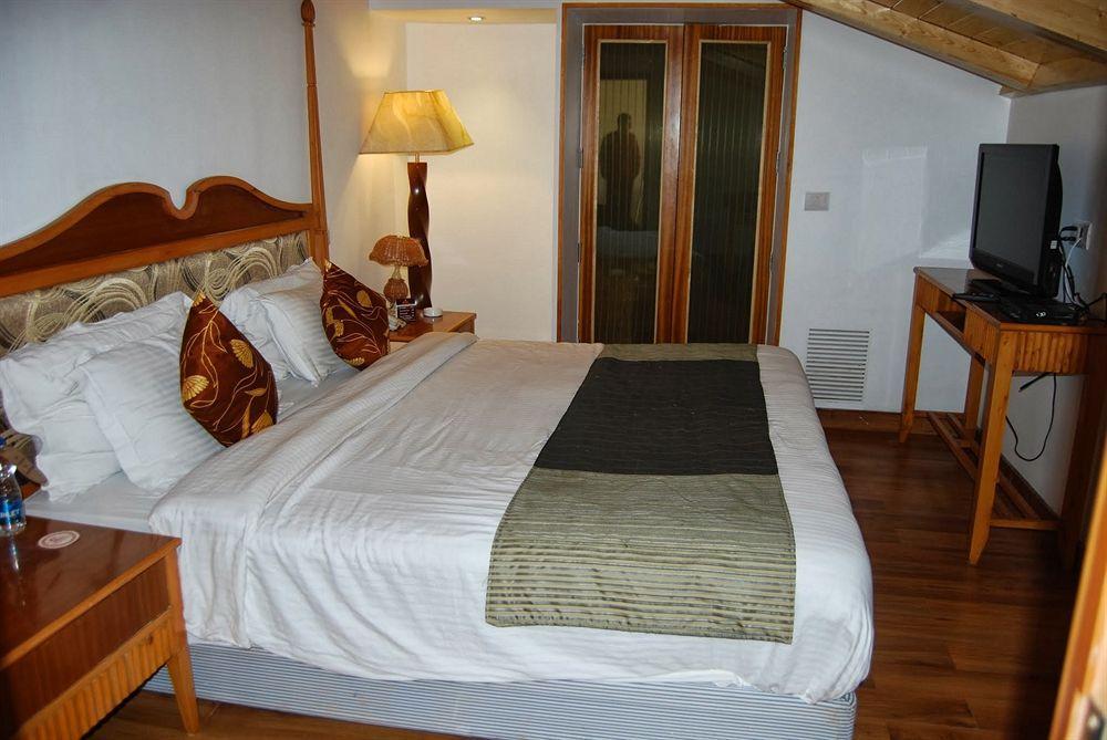 Hotel Heevan Resort Srīnagar 외부 사진
