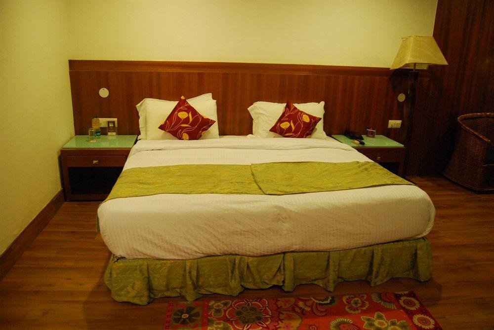 Hotel Heevan Resort Srīnagar 외부 사진